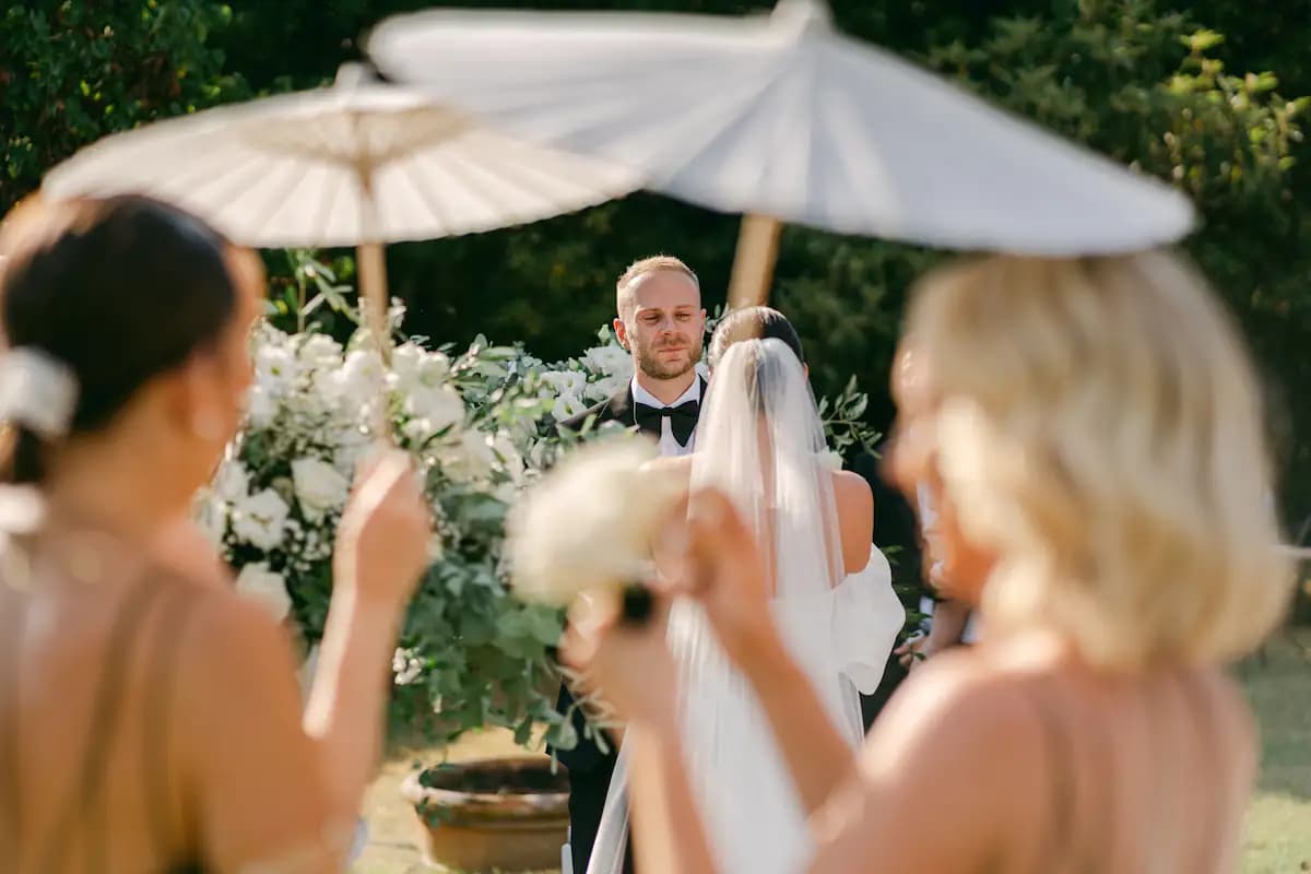 Momento emozionale durante un matrimonio in Italia